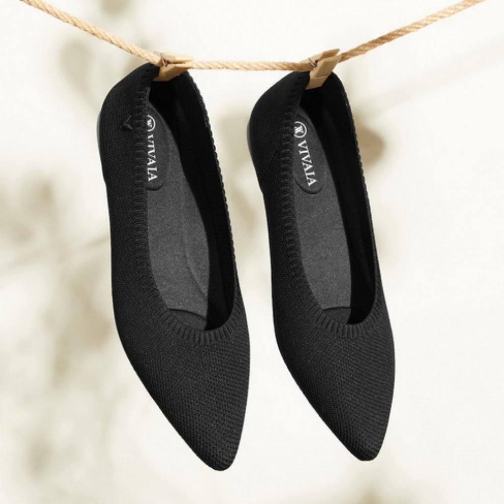 NWOT Vivaia Black Pointed-Toe Ballet Flats - Size 6.5